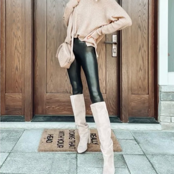 Spanks Pleather Leggings - Picture 3 of 8